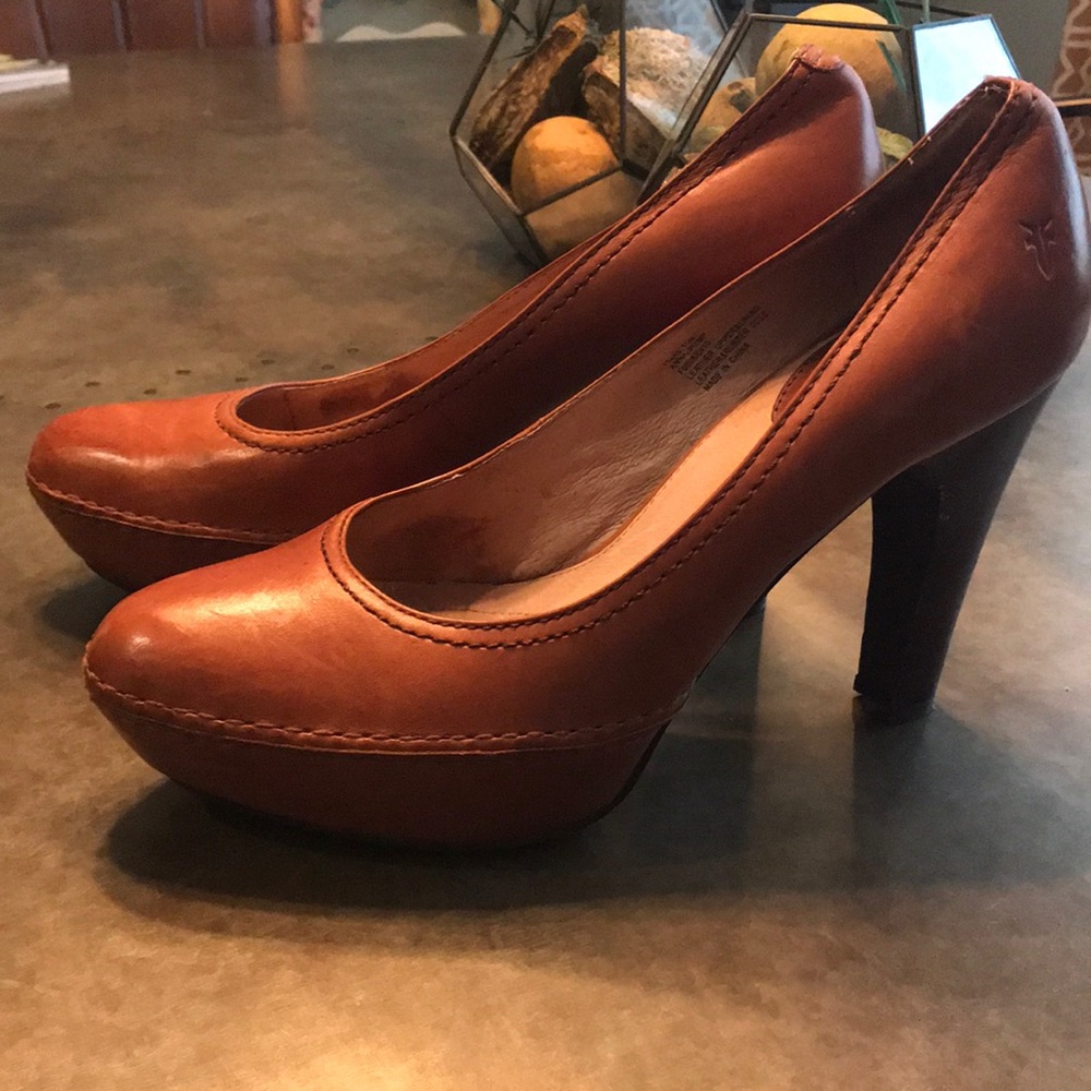 FRYE leather platform heel